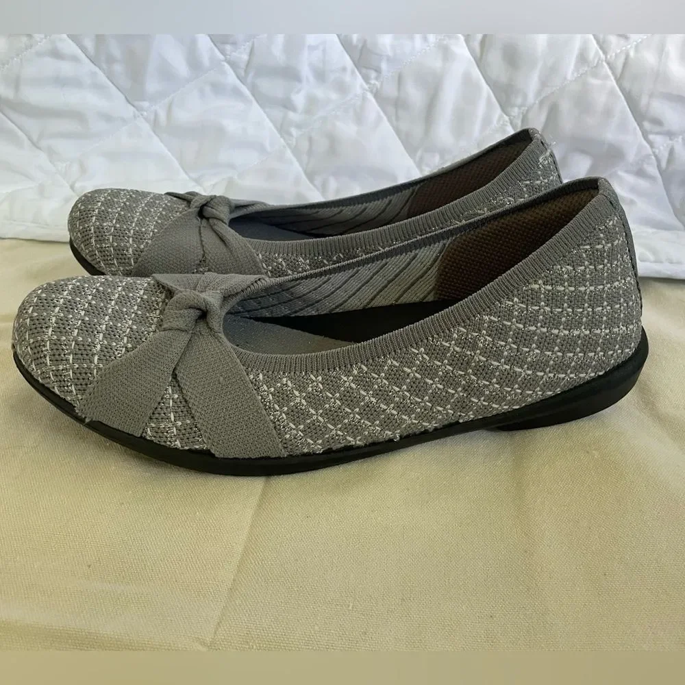 BZees for Lifestride Women’s Kissed Ballet Flats Graphite Color 7.5W